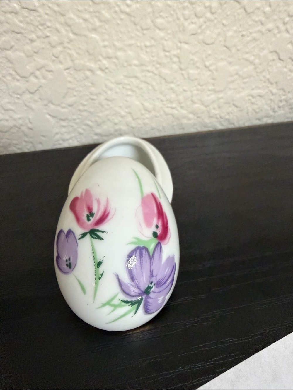 Lefton Decorative White Porcelain Egg with Pink and Purple Floral Design